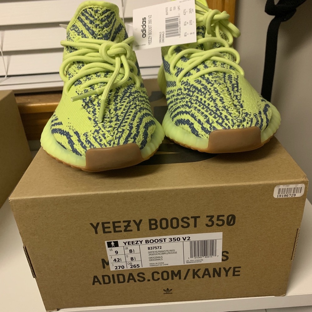 Yeezy Boost 350 Size 9 Semi Frozen Yellow